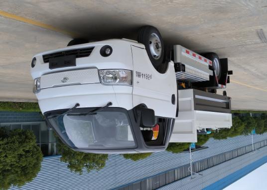 程力壹為純電動(dòng)車(chē)廂可卸式垃圾車(chē)圖片1