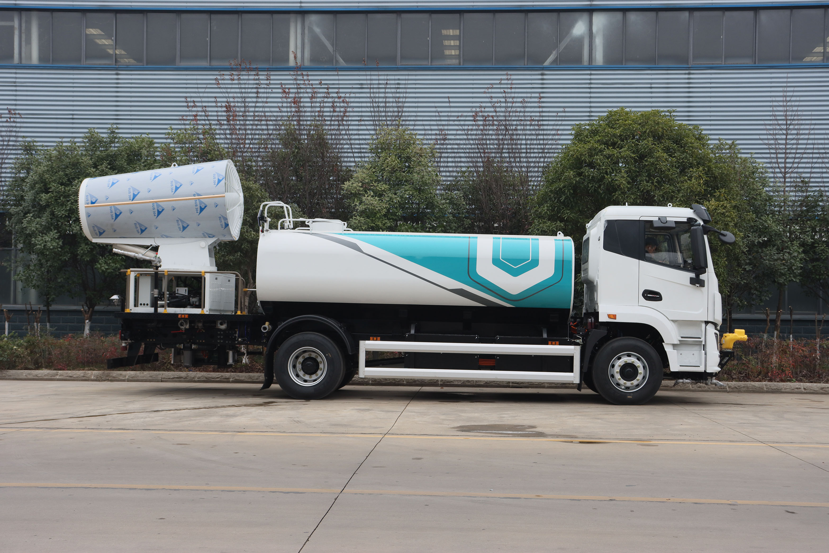 程力壹為10方純電動多功能抑塵車圖片3